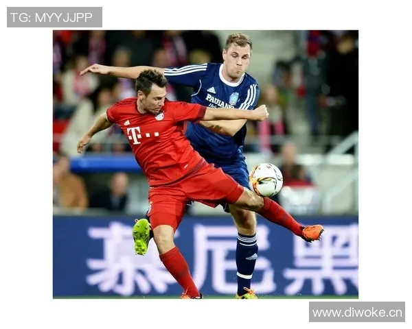 布伦斯维与杜塞多夫精彩对决展现足球魅力与战术智慧