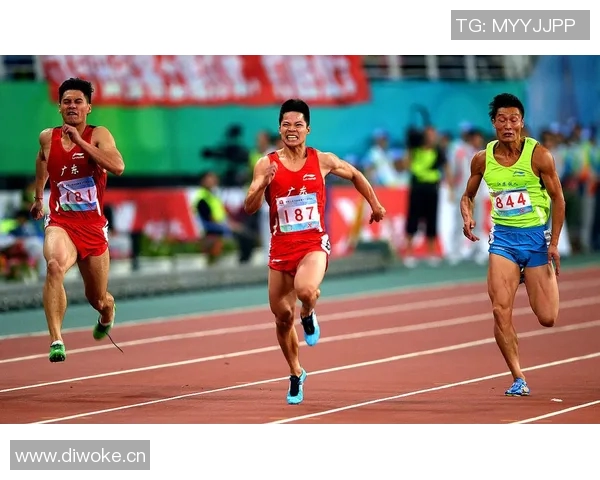 田径运动中的速度与耐力：训练方法、技术解析及运动员表现提升策略