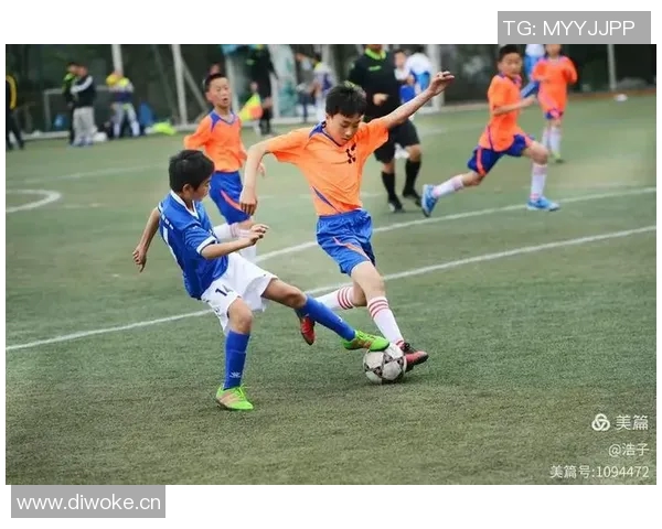 成都足球队在世界杯预选赛中的默契配合与战术分析 成都足球队在世界杯预选赛中的默契配合与战术分析