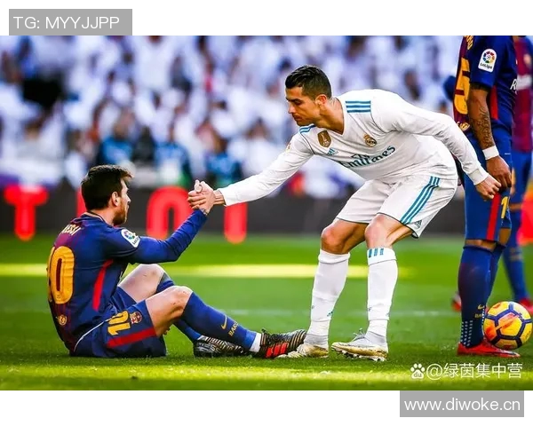 世界杯球星光辉时刻：从梅西到C罗，他们如何改变足球历史的篇章