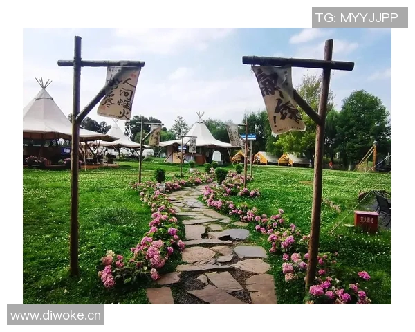 帐篷生活的魅力:在大自然中享受自由与宁静的完美体验 帐篷生活的魅力:在大自然中享受自由与宁静的完美体验